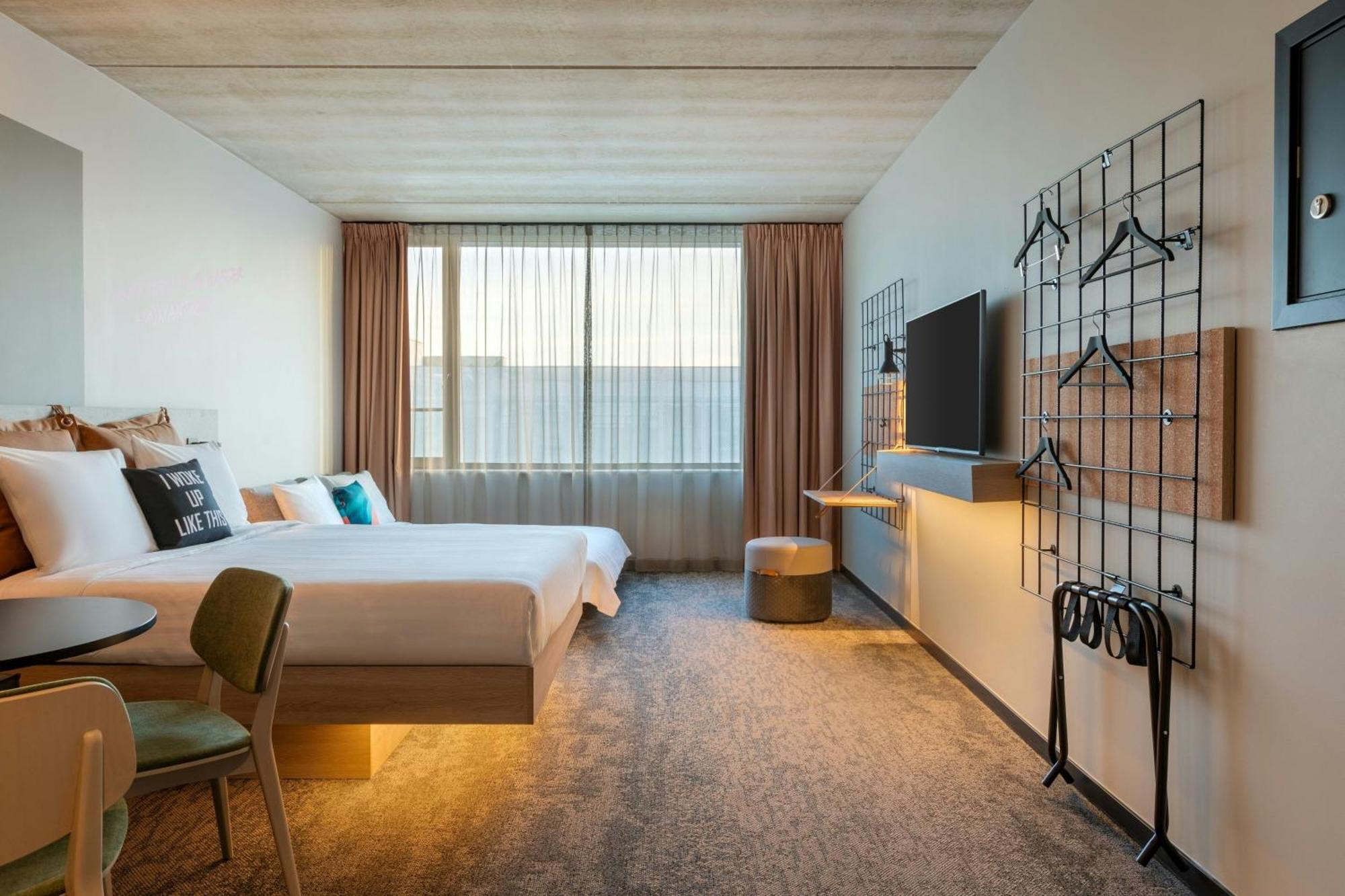 Hotel Moxy Amberes Exterior foto
